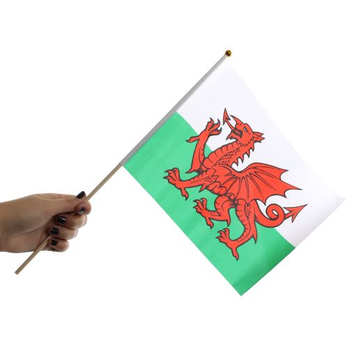 Wooden Wales Hand Flags – 10 Pack