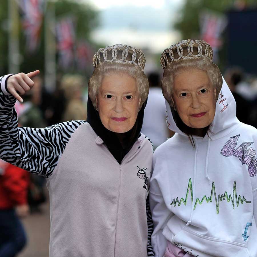 Queen Elizabeth Full Face Cardboard Mask – Life Size Royal Mask Eye Cut Outs Elastic Band Novelty Parties