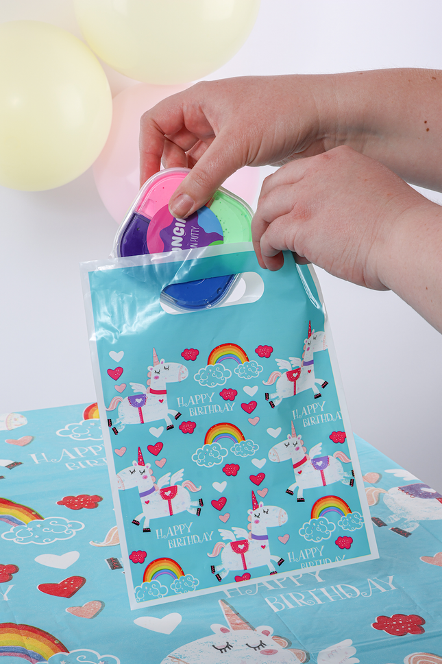 Unicorn Plastic Party Bags - 16 Pack