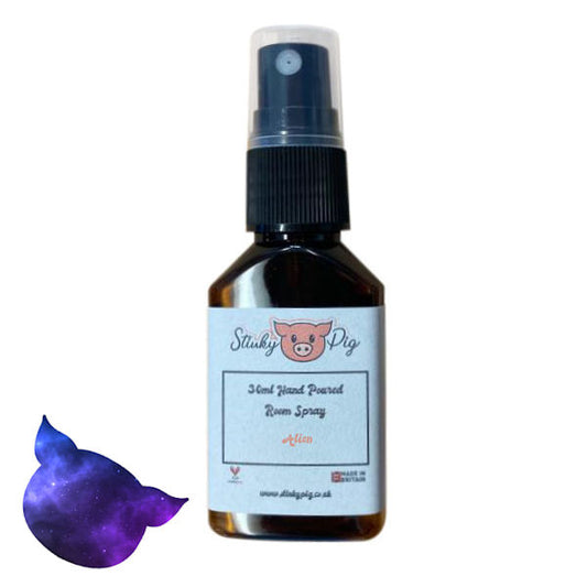 Stinky Pig Highly Scented Small Room Spray - 30ml Alien